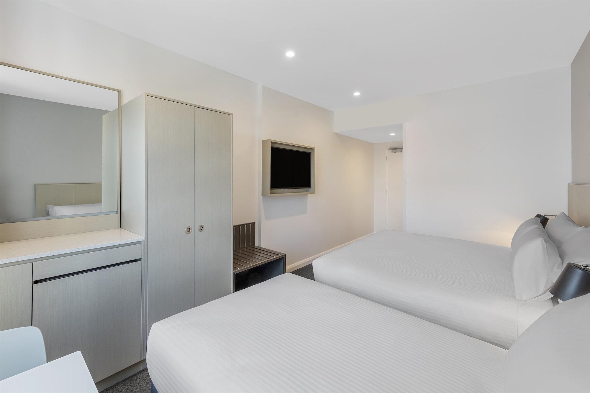 Travelodge Hotel Sydney Airport Екстериор снимка A room at the hotel