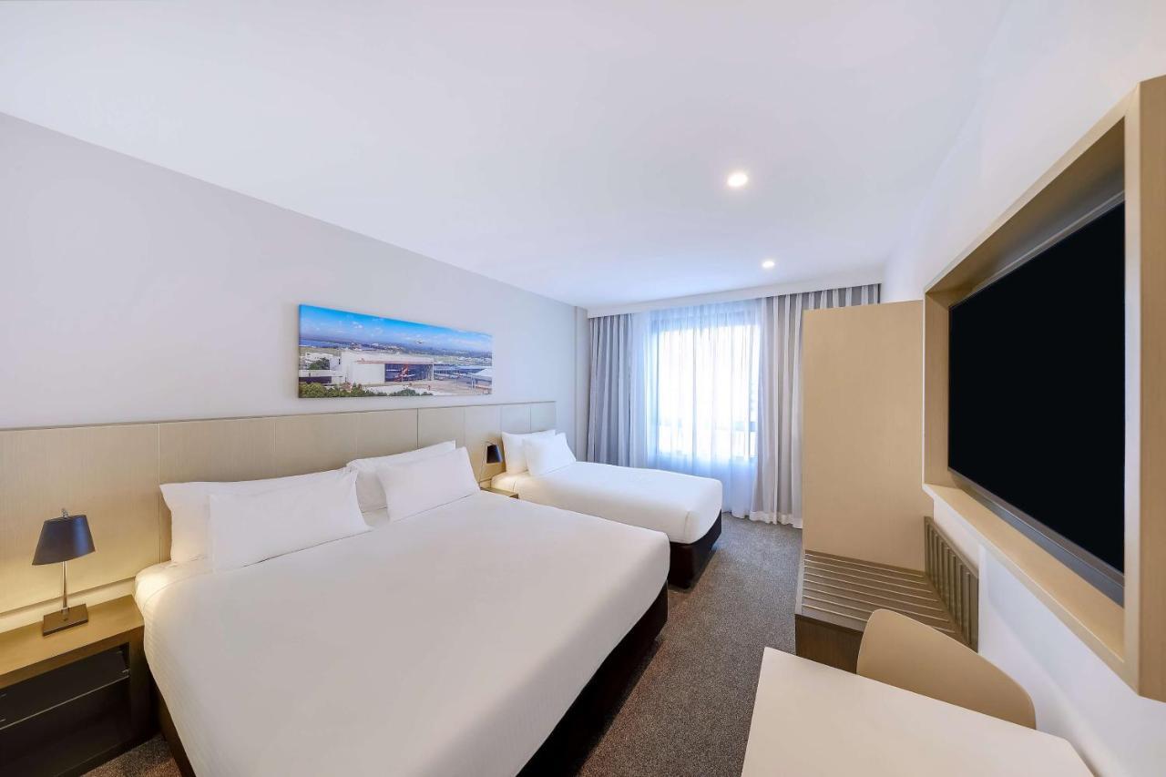 Travelodge Hotel Sydney Airport Екстериор снимка A room at the hotel